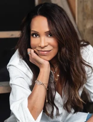 لوسیا والترز