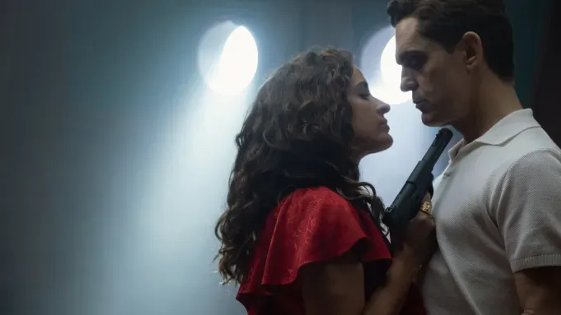 نتفلیکس نام جدید، تاریخ پخش و تصاویر فصل دوم اسپین‌آف «سرقت پول» را منتشر کرد