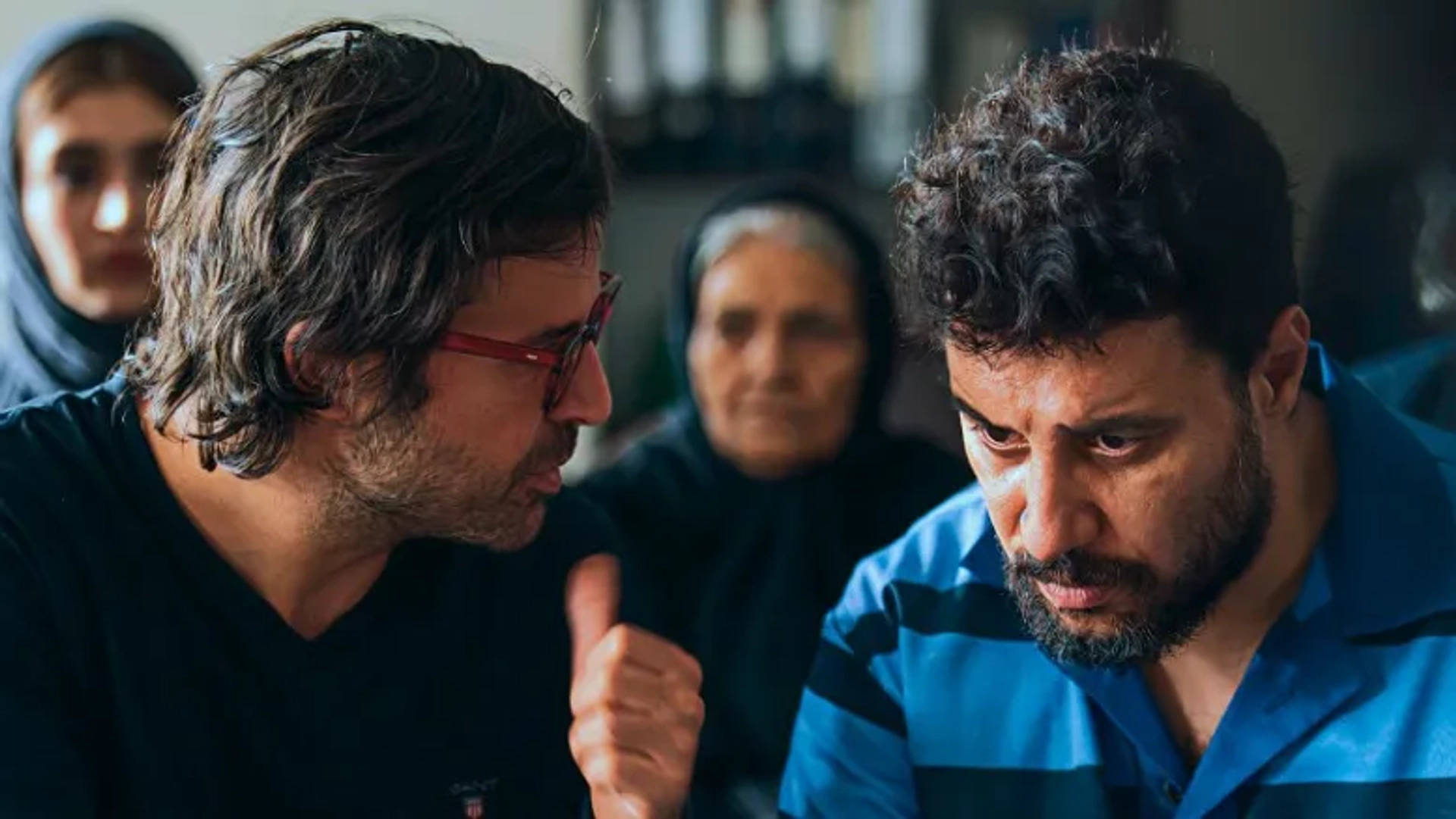 اکران افتتاحیه فصل دوم «وحشی» در پردیس کورش با حضور هومن سیدی و جواد عزتی