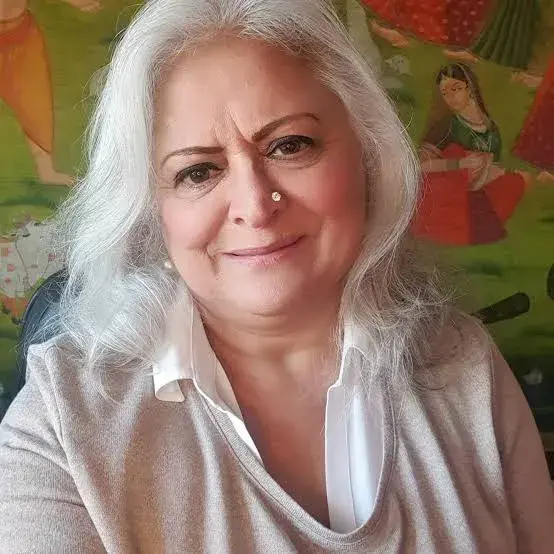 بینا کاک