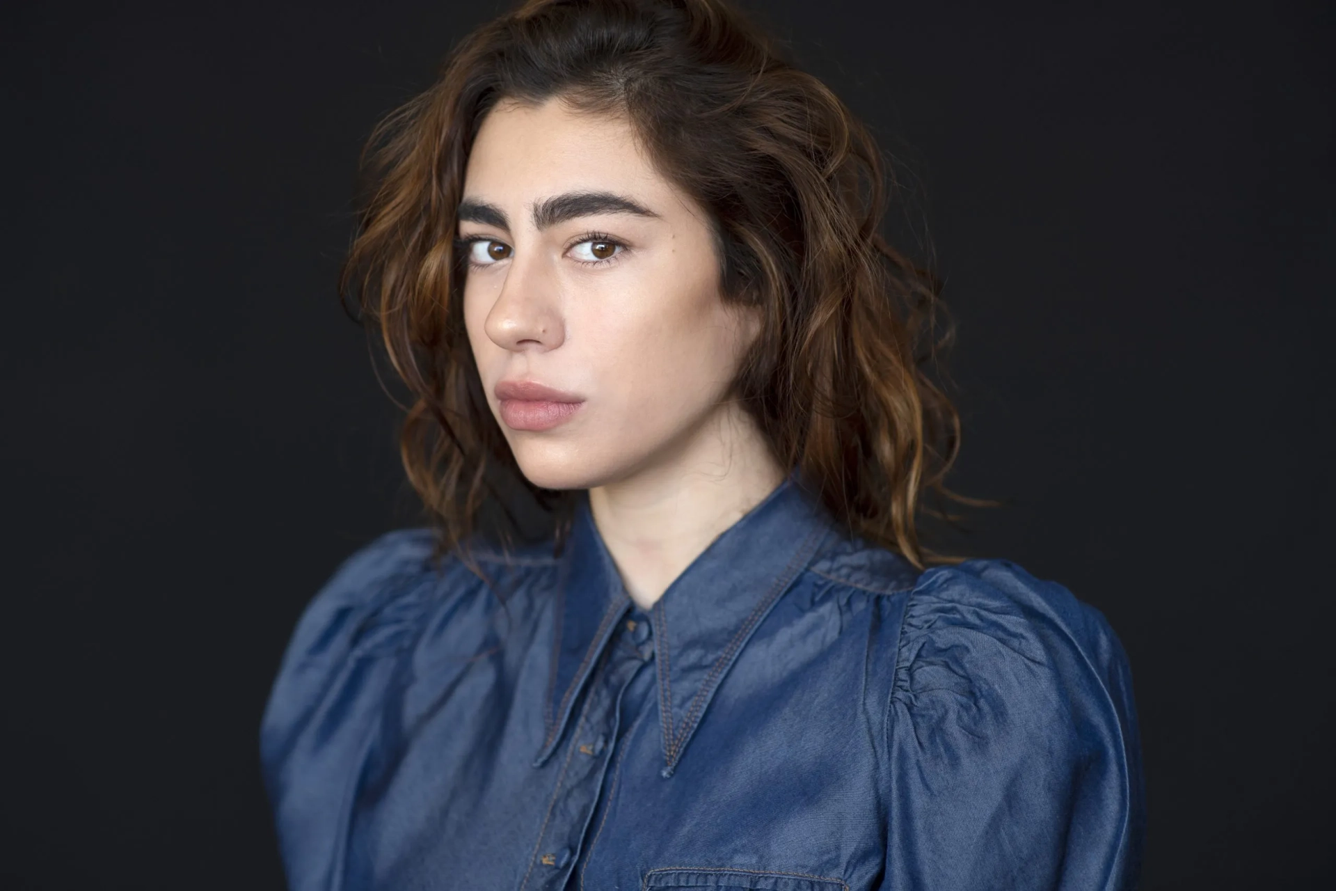 آینا  کینونز