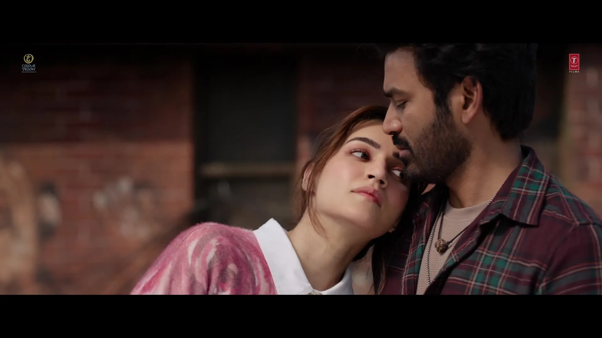 تریلر فیلم در عشق تو ۲۰۲۵ Tere Ishk Mein