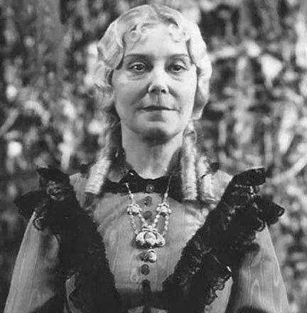 لوئیز کارتر