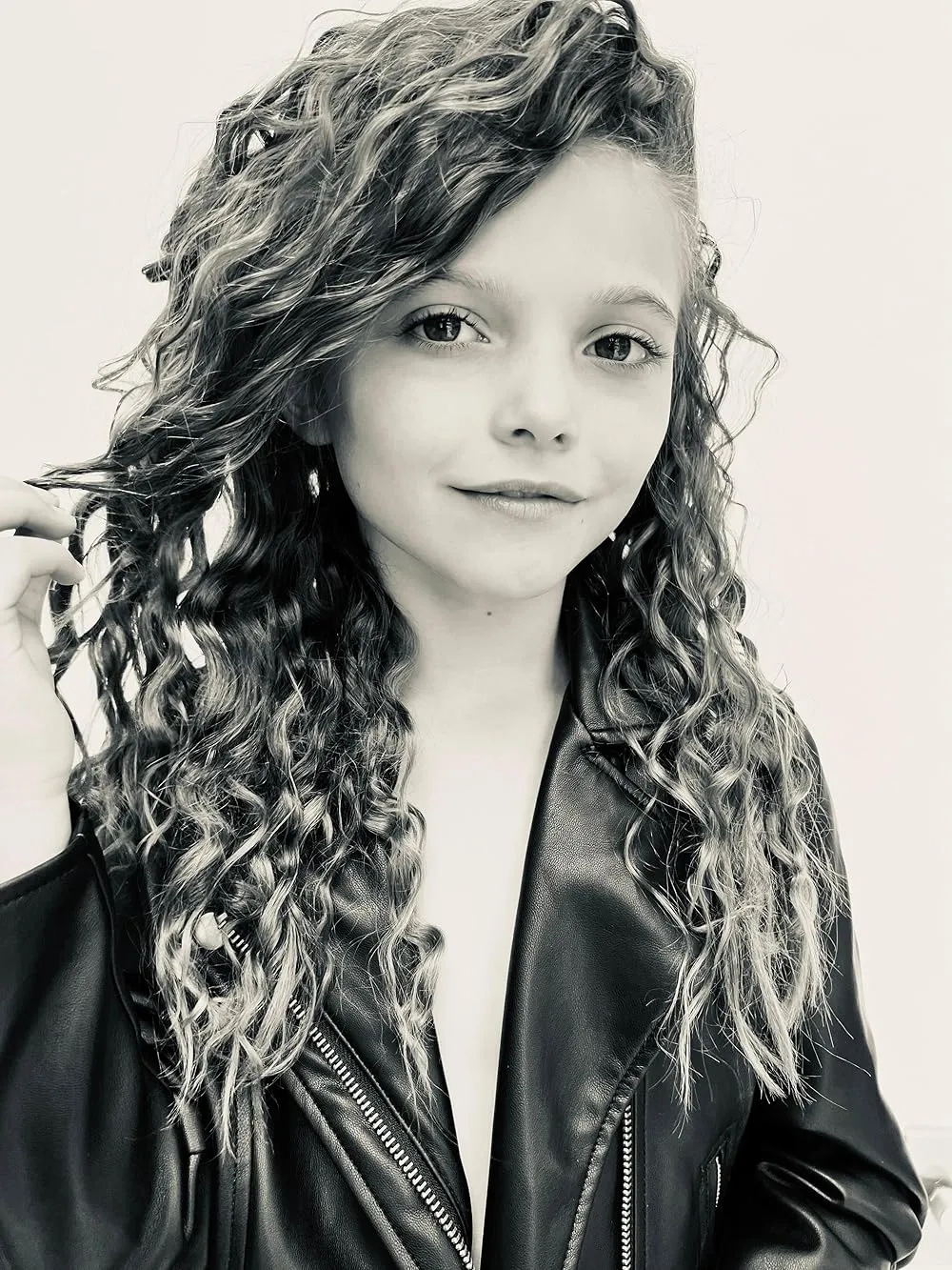 ایزابلا آستبوری