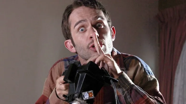 نقد و بررسی «هیس! دخترها فریاد نمی‌زنند» در موزه هنرهای معاصر تهران