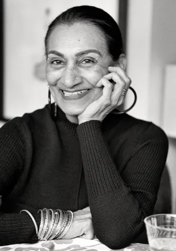 رونیکا سجنانی