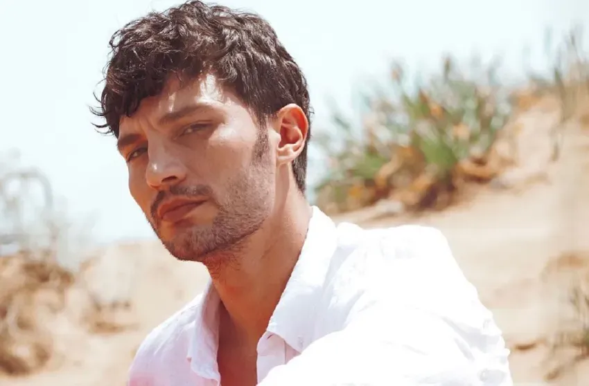 ایلهان شن در Tek Başına