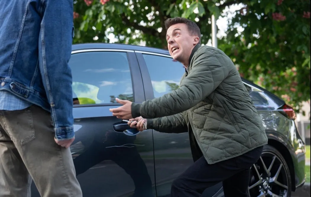 دنیای مالکوم: زندگی هنوز ناعادلانه است