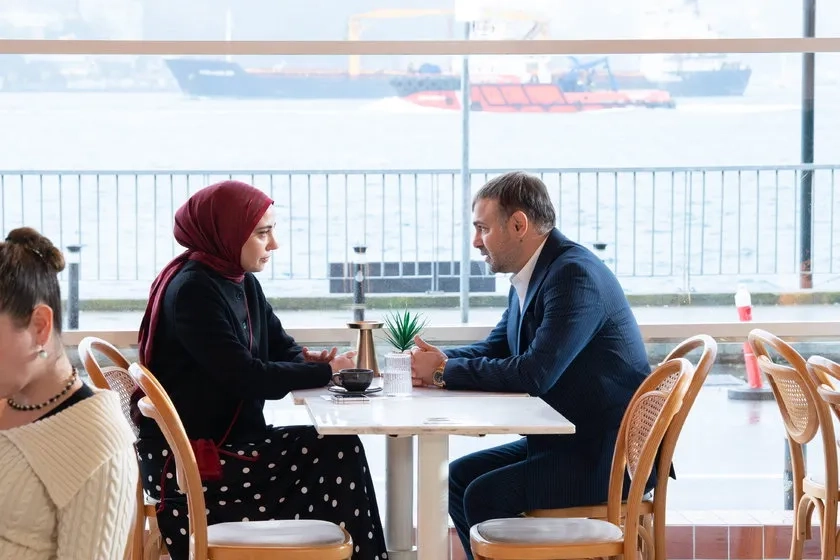 فراگمان اول قسمت صد و بیستم سریال شربت زغال اخته (Kızılcık Şerbeti) با زیرنویس فارسی 