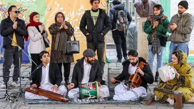 گزارش کامل سومین روز جشنواره تئاتر فجر و حواشی آن