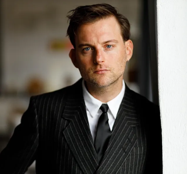 الکساندر  فینکنویرت