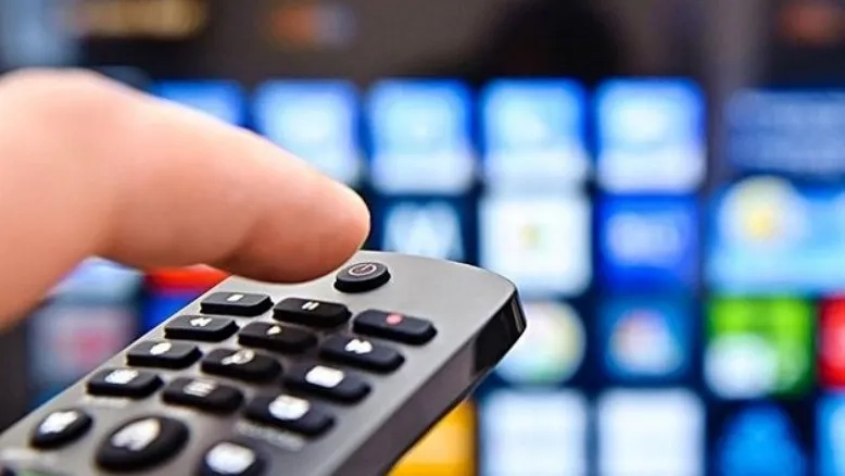 از «بازی خونی» تا «لیلا»؛ چه فیلم‌هایی آخر هفته روی آنتن می‌روند؟ (۹ و ۱۰ بهمن)