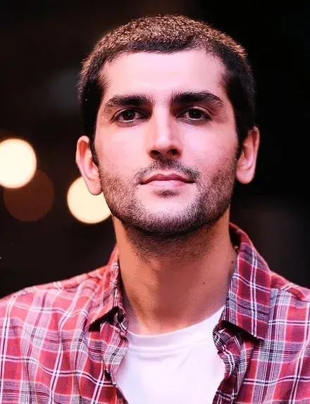 نیما نادری