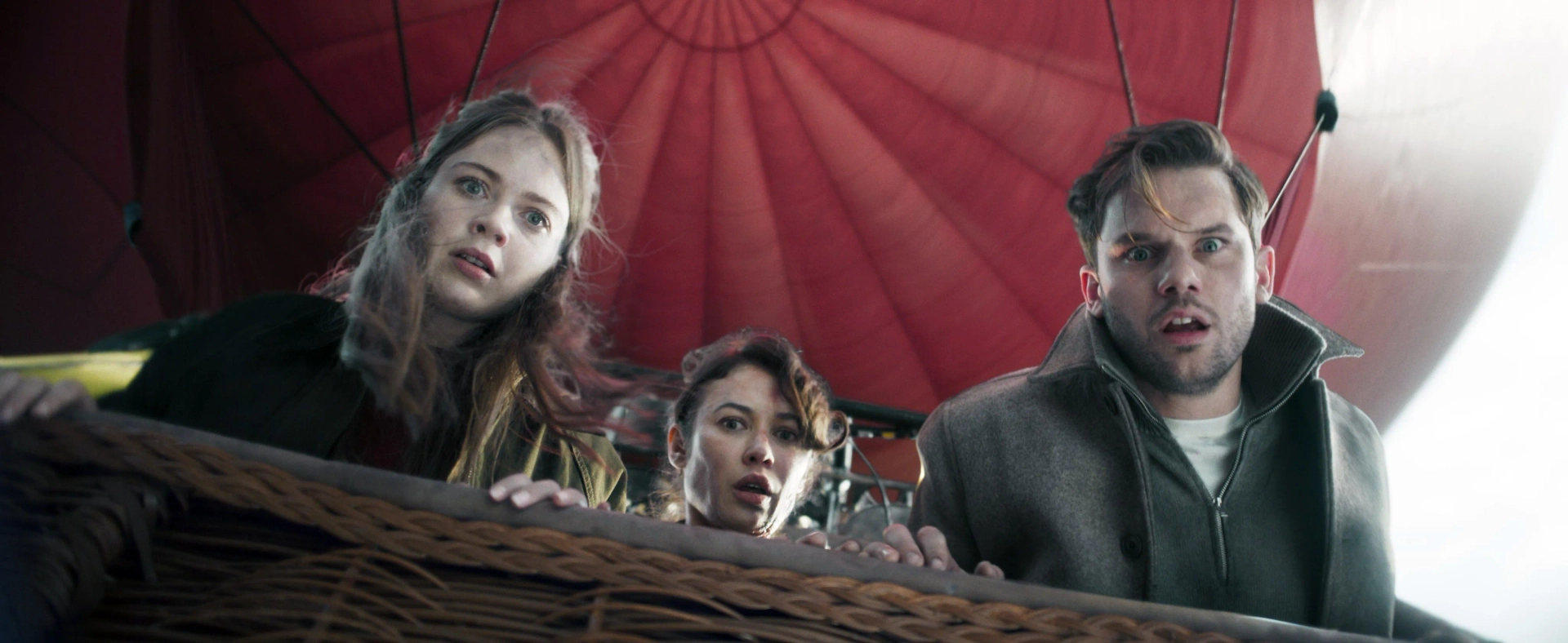 فیلم آشفتگی (Turbulence 2025)