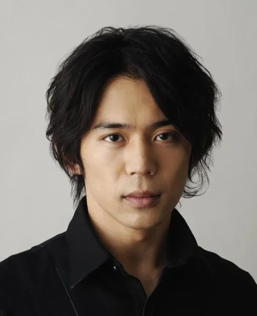 یوشینوری اوکادا