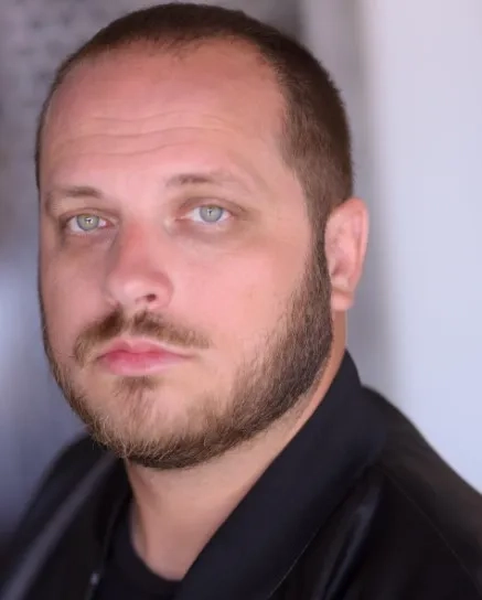 جاستین نسبیت