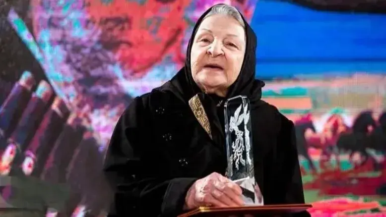 آزیتا لاچینی در مراسم بزرگداشت جشنواره فجر: دغدغه اصلی من نسل جوان است!