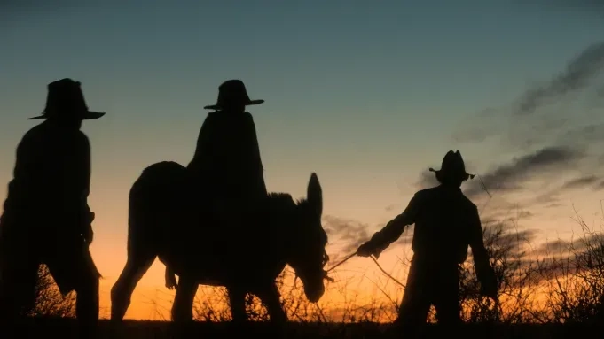 وسترنی از جنس خون و خاک؛ وارویک تورنتون با «ولفرام» جشنواره برلین را تسخیر کرد