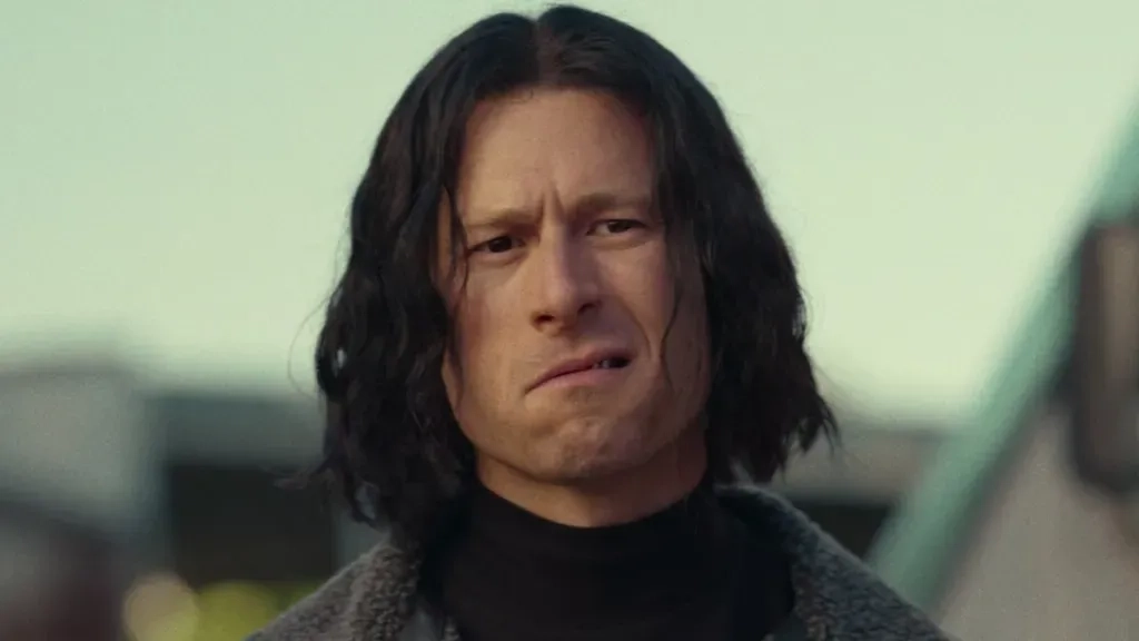 گلن پاول عقب‌نشینی کرد؛ خبری از حضور ستاره «تاپ گان» در نقش صورت‌چرمی نیست