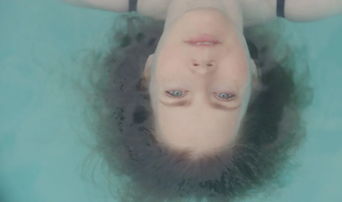 در کنار دریا