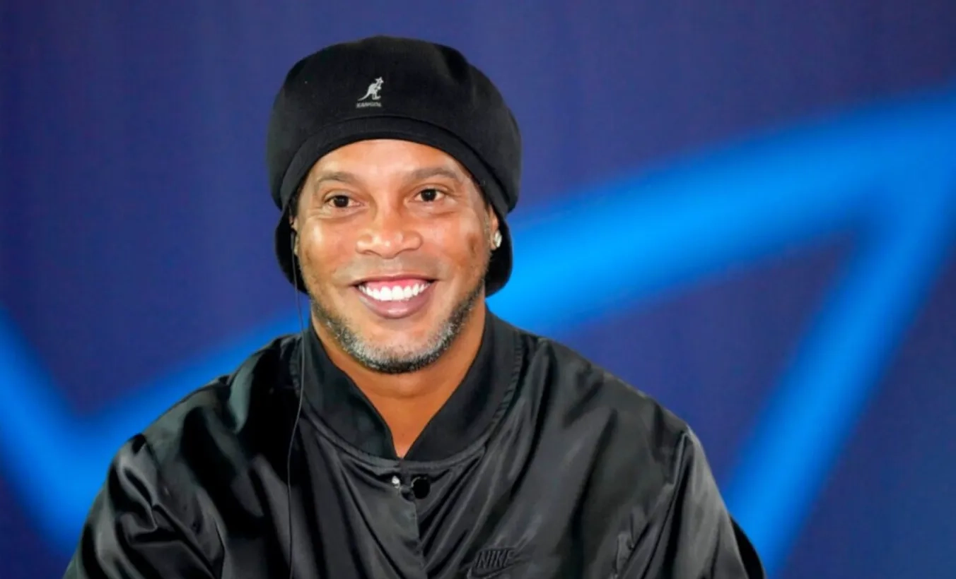 مستند رونالدینیو در نتفلیکس؛ مسی و نیمار به تمجید از شاعر فوتبال می‌پردازند