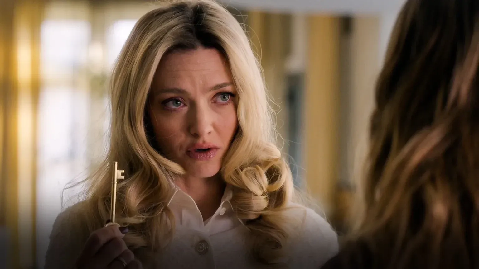 نتفلیکس داستان سیندرلا را با حضور ستاره فیلم The Housemaid بازآفرینی می‌کند