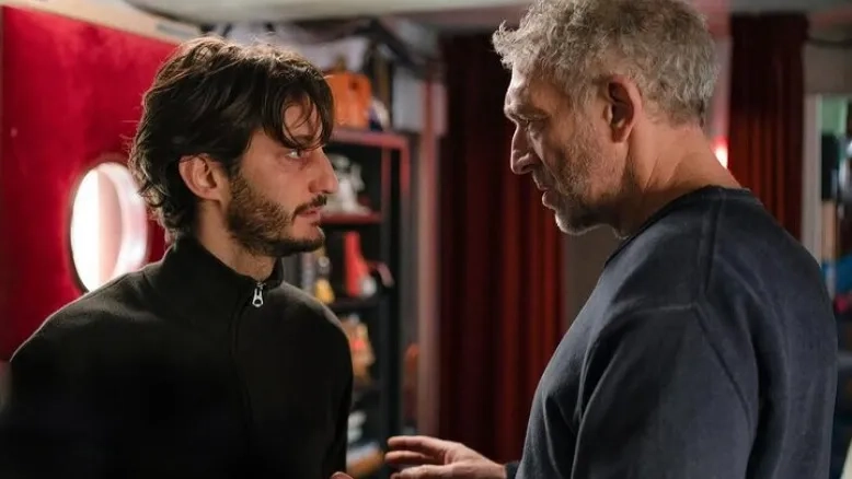 عکس‌های جدید فیلم  «داستان‌های موازی» اصغر فرهادی منتشر شدند 