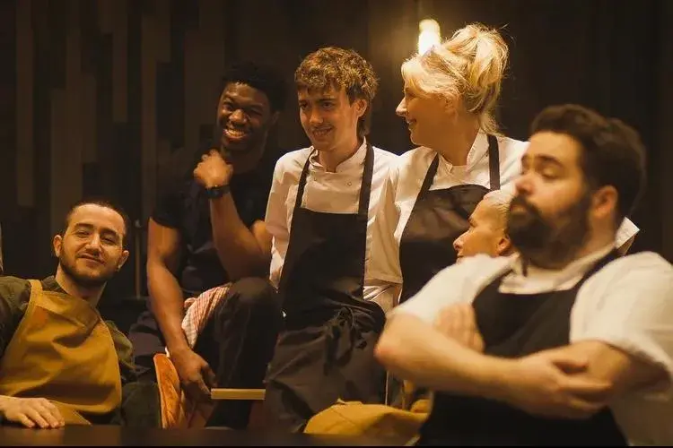 فیلم نقطه جوش (Boiling Point 2021)