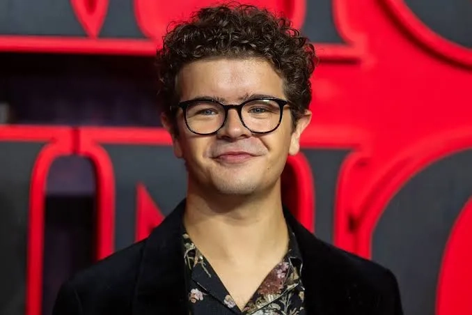 ستاره «Stranger Things» نقش اصلی احیای تازه «Rent» را در وست‌اند برعهده گرفت