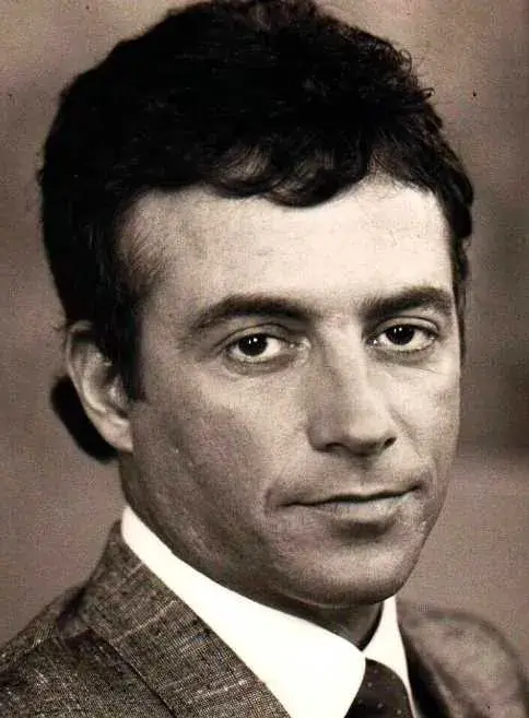 ری  شارکی