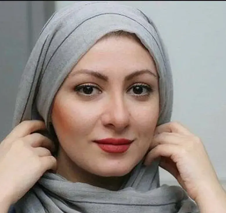 پردیس منوچهری