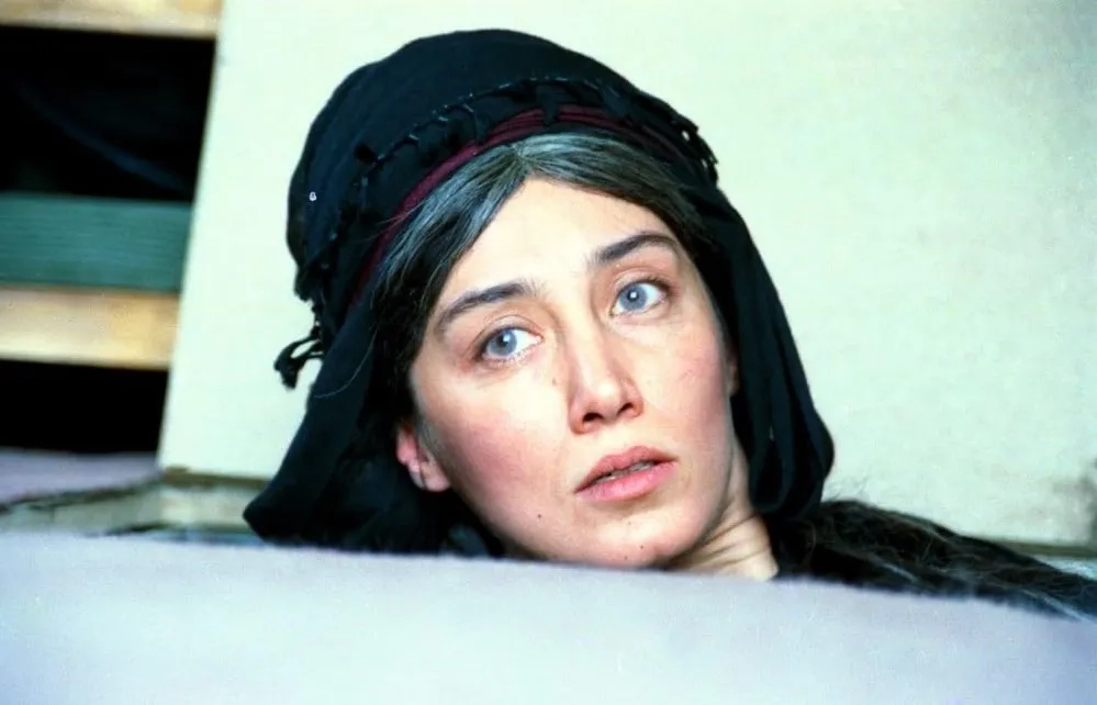 فیلم نیمه ماه (Half Moon 2006)