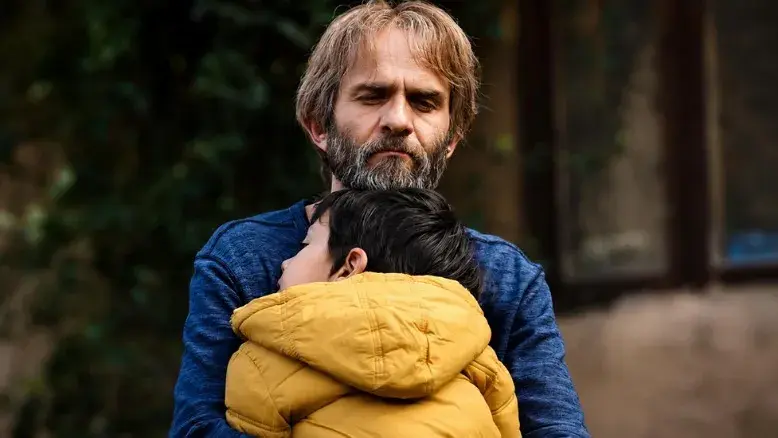 قاب متفاوت بابک حمیدیان در فیلم سینمایی «فیل» رونمایی شد