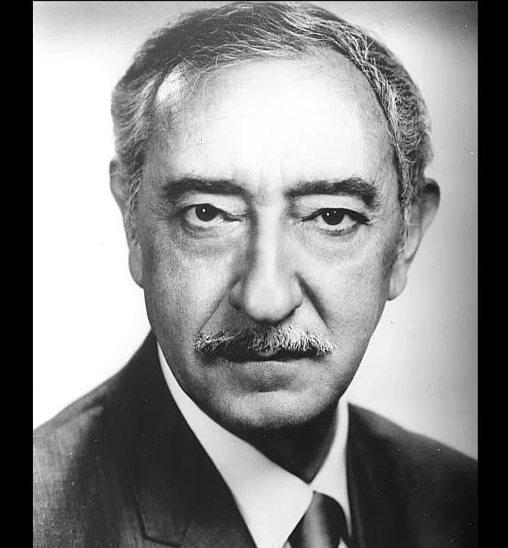 آرنولد ماس