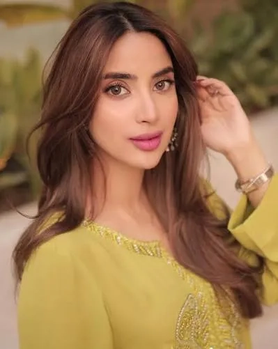 صبور علی