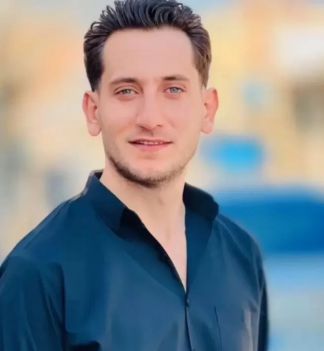 ناصر  اعزازی