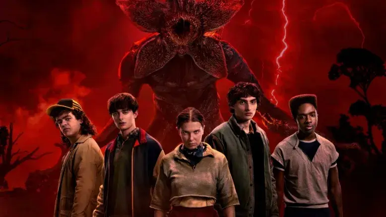 جدال تن‌به‌تن استریم و تلویزیون؛ چرا «Stranger Things» همچنان رقیب ندارد؟