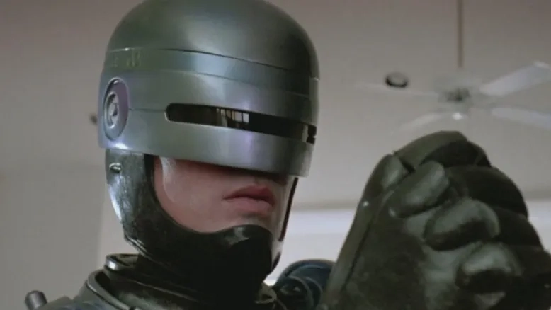 سریال Robocop رسماً ساخته می‌شود؛ بازگشت پلیس آهنی در هشت قسمت