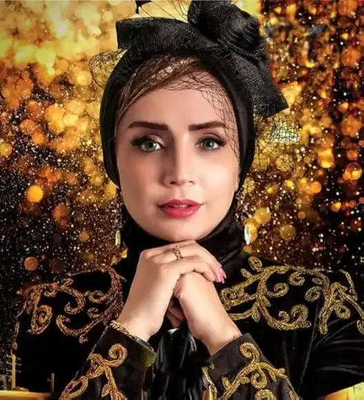 شبنم  قلی‌خانی