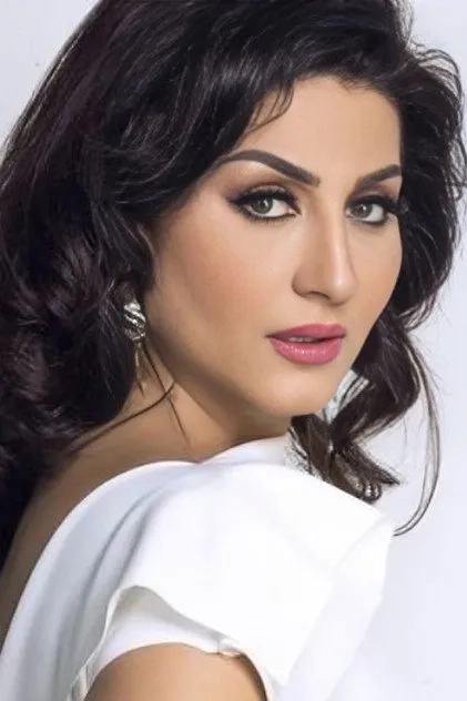 وفا عامر