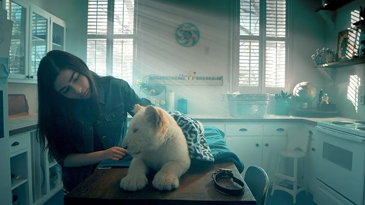 فیلم لنا و اسنوبال (Lena and Snowball 2021)