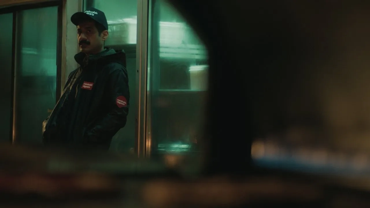 فیلم پیک شب (Night Courier 2023)