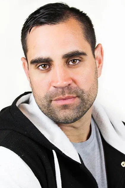 گزنه تیبول