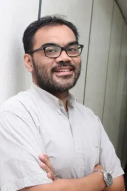 فاریشاد لطیوبا