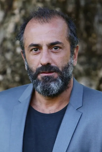 پانوس کورونیس