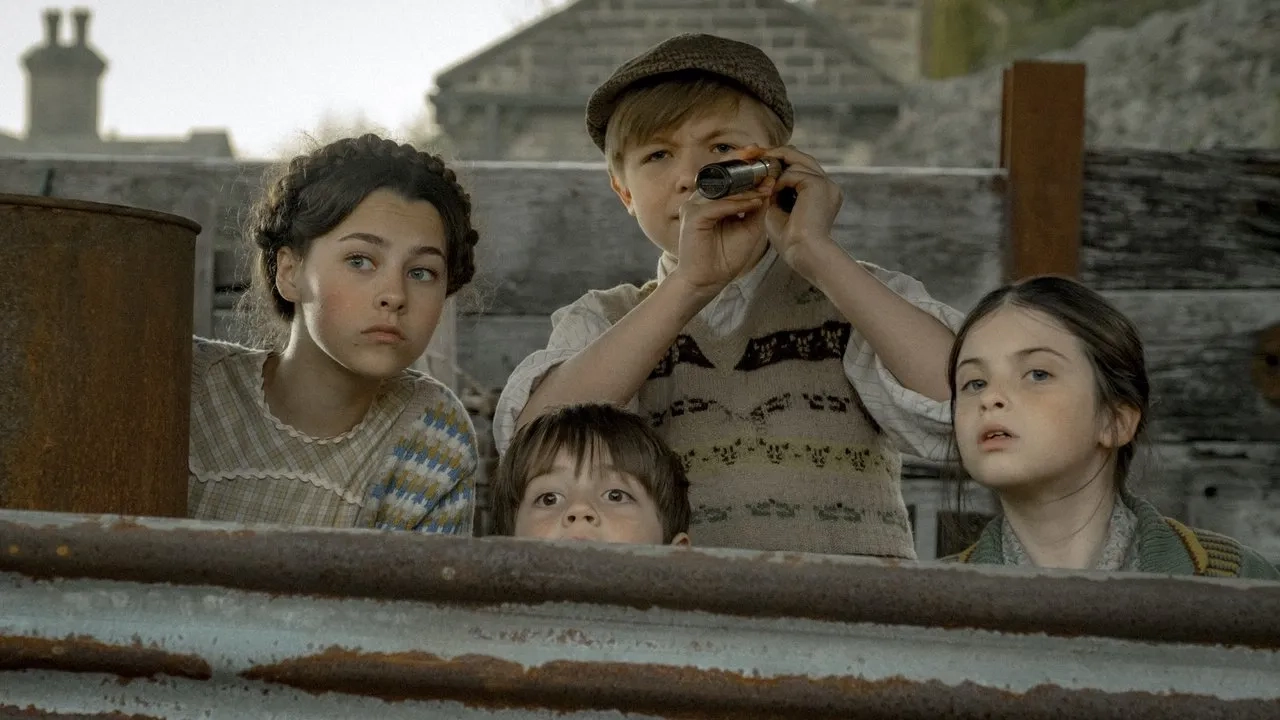 فیلم بازگشت بچه های راه آهن (The Railway Children Return 2022)