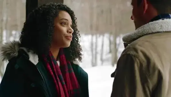 فیلم تعطیلات عاشقانه (Sappy Holiday 2022)