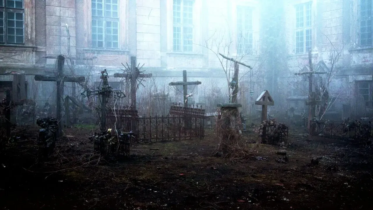 فیلم سوراخ جهنم (Hellhole 2022)