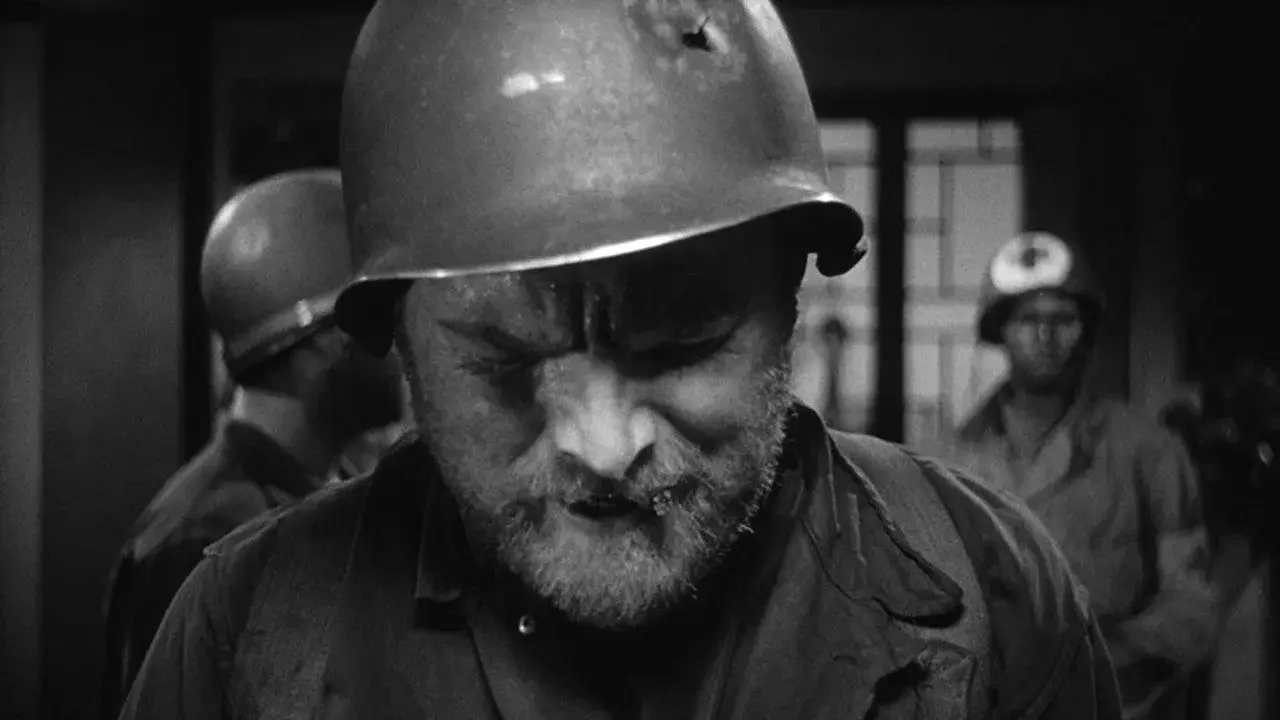 فیلم کلاه آهنین (The Steel Helmet 1951)