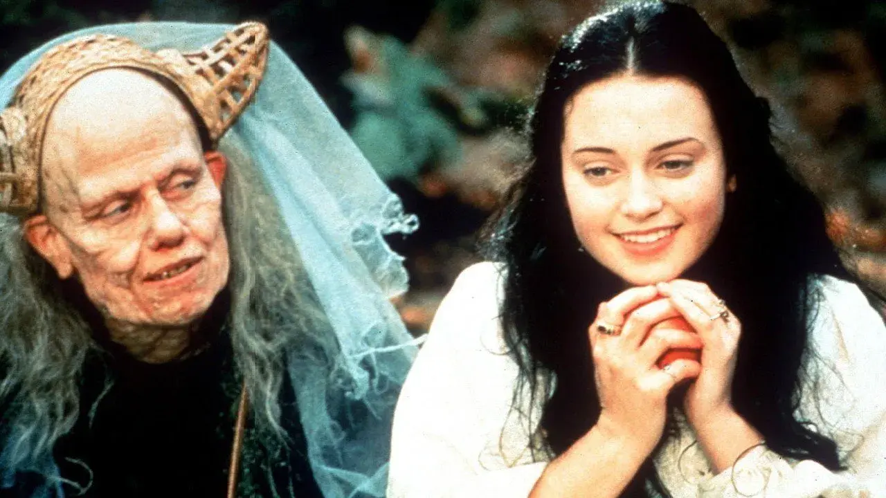 فیلم سفید برفی: داستان ترسناک (Snow White: A Tale of Terror 1997)